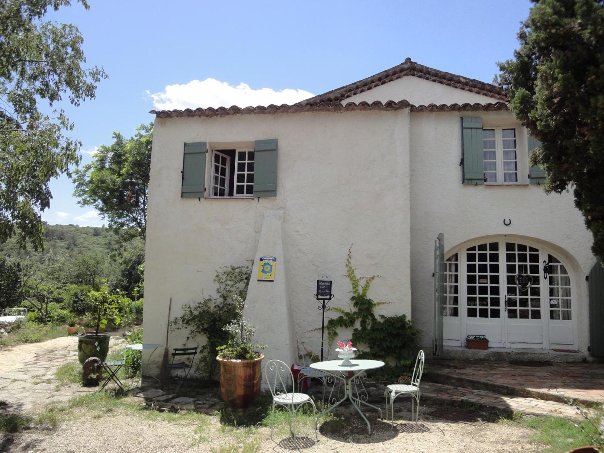Mas Les Micocouliers Bed & Breakfast